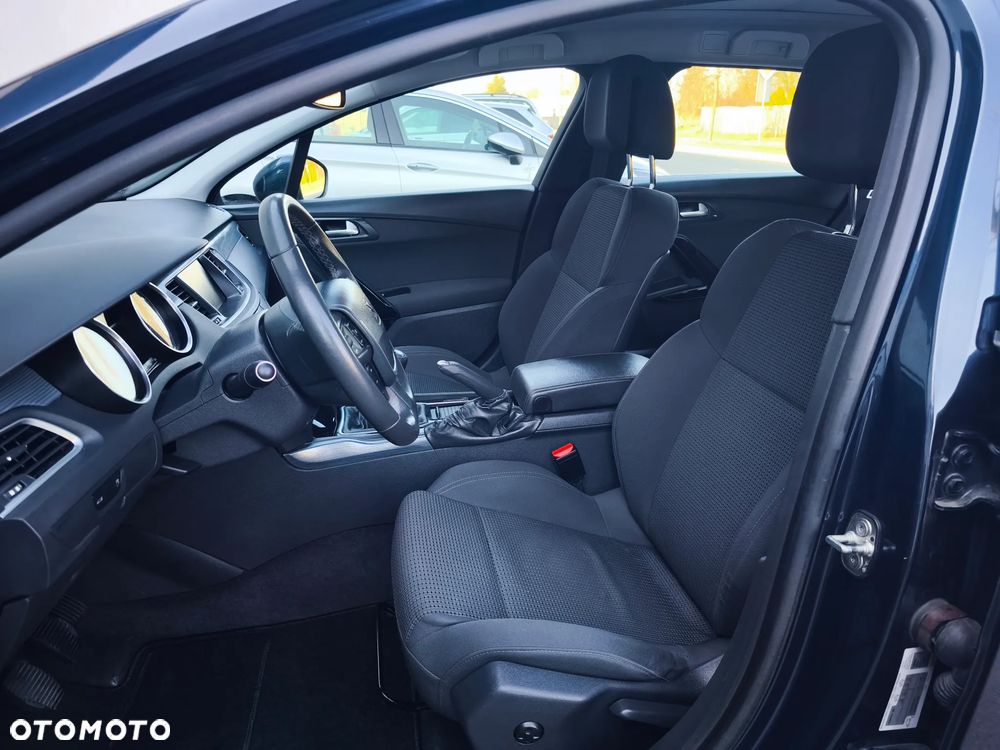 Peugeot 508 HDi FAP 140 Allure - 17