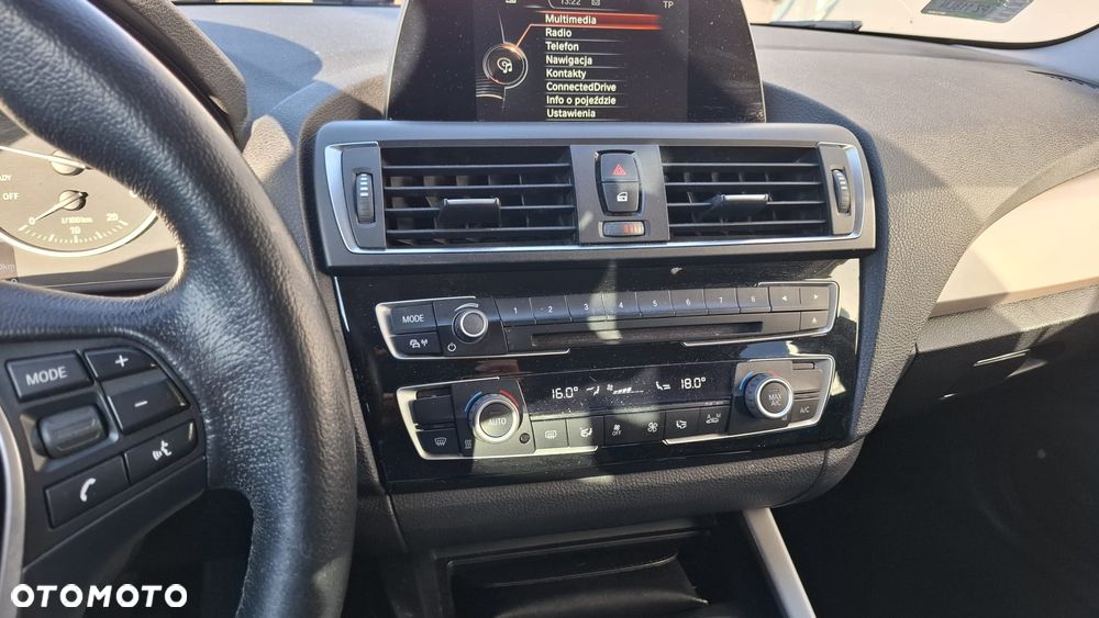 BMW Seria 1 118d Sport Line - 13