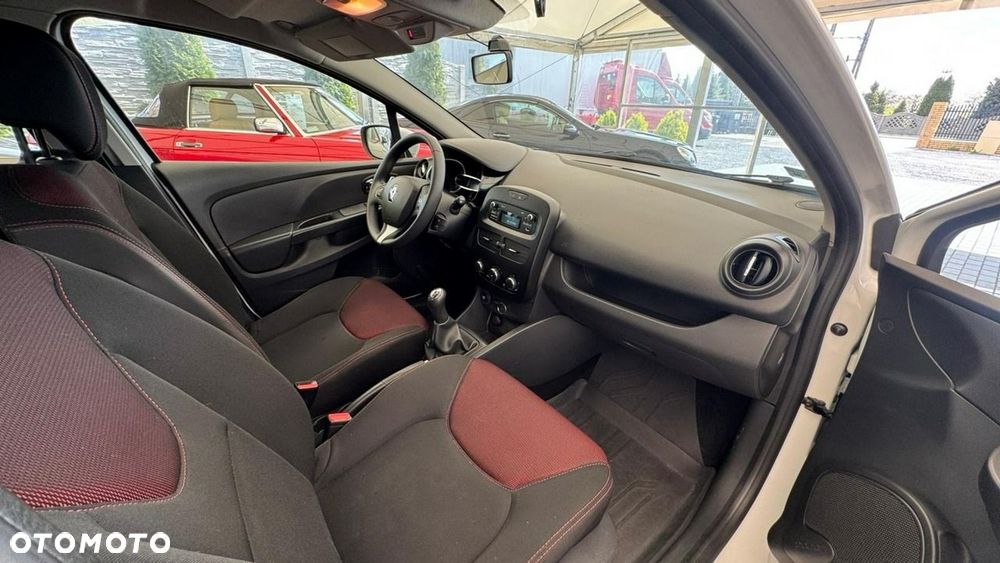 Renault Clio (Energy) dCi 90 Start & Stop INTENS - 32