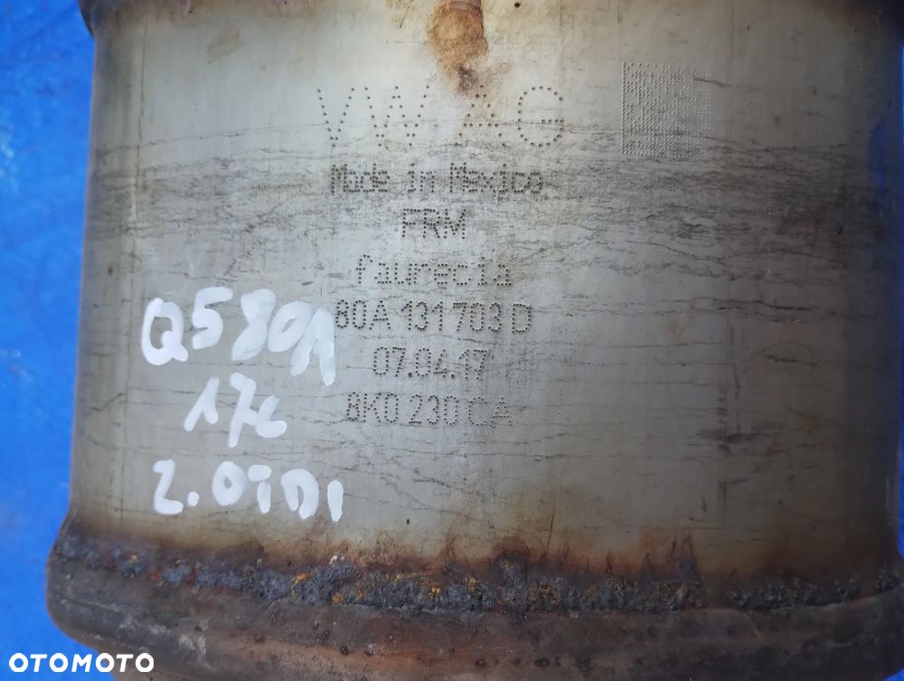 Audi Q5 80A 2.0 TDI  / Katalizator 80A131703D   / ORYGINAŁ - 2