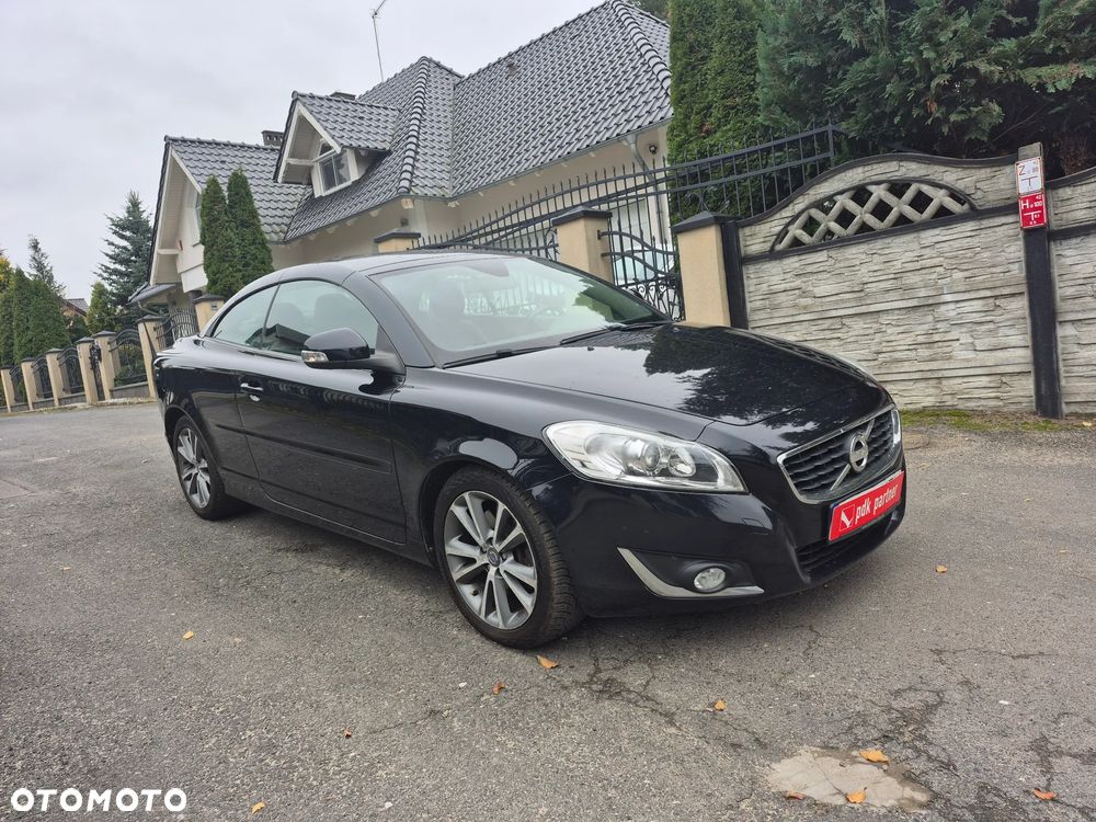 Volvo C70 D3 Momentum - 11