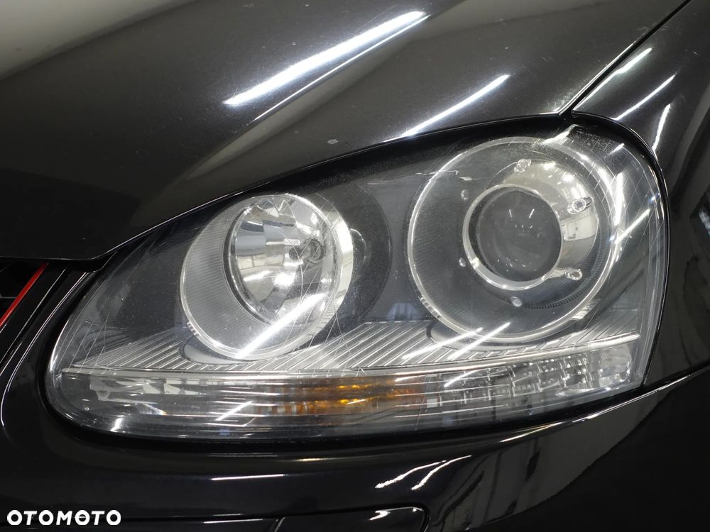 Volkswagen Golf - 14