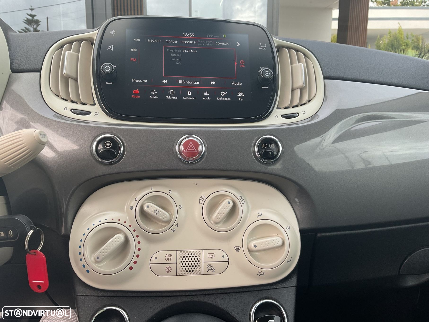 Fiat 500C 1.2 Lounge - 32
