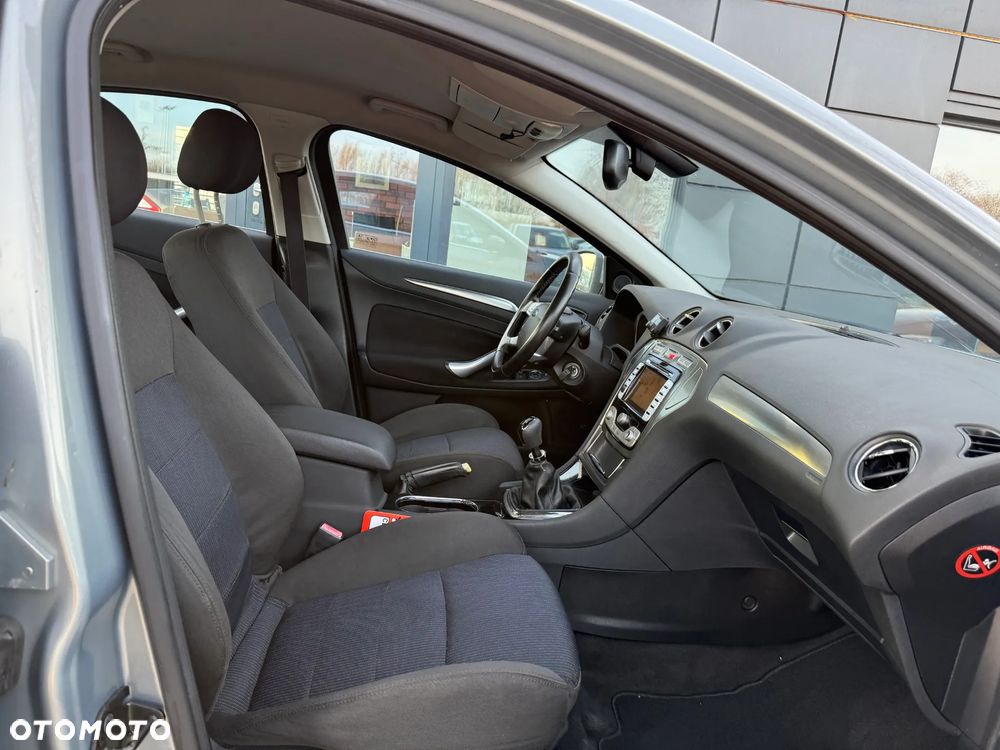 Ford Mondeo 2.0 Viva Titanium - 25