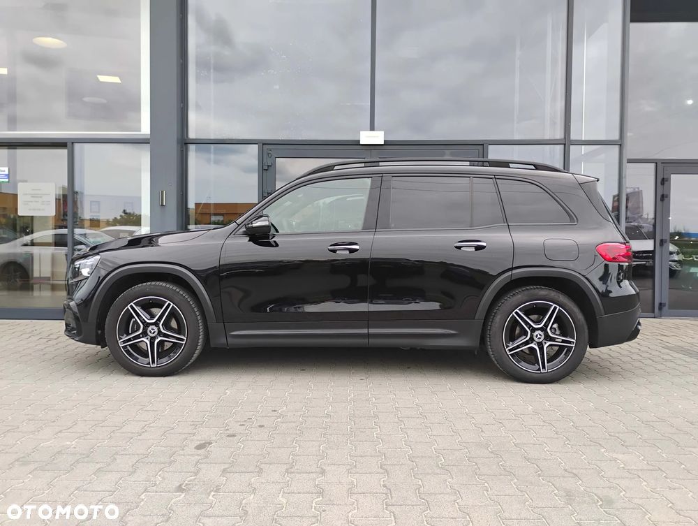 Mercedes-Benz GLB 200 AMG Line 7G-DCT - 9