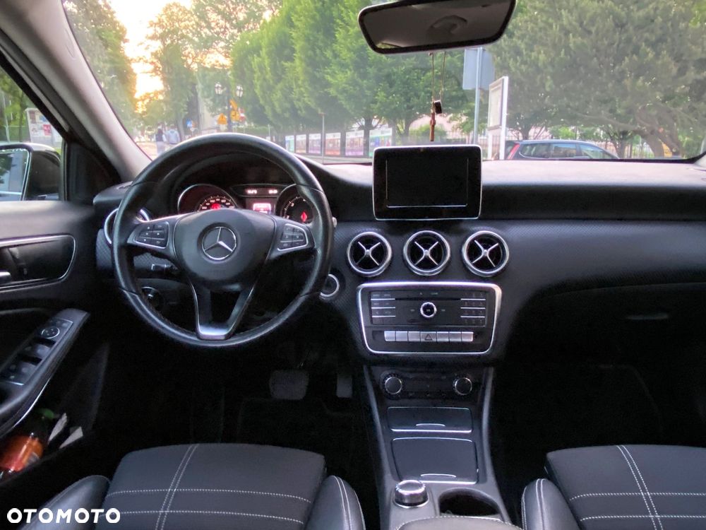 Mercedes-Benz Klasa A 200 d 7G-DCT Activity Edition - 8