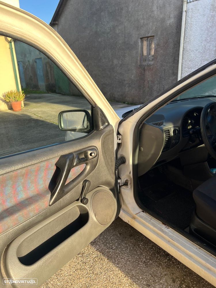 VW Polo Classic 1.7 SDI Confl AC - 6