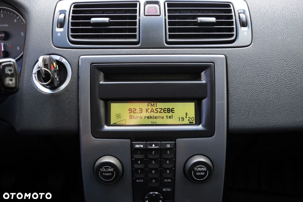 Volvo V50 2.0D Momentum - 18