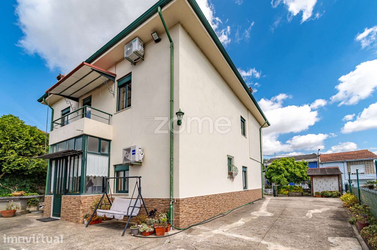 Moradia T4 +1 em Valbom com garagem e terreno de 958m² - Grande imagem: 4/32