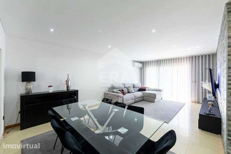 Moradia em Banda T3 na Lage - Grande imagem: 2/12