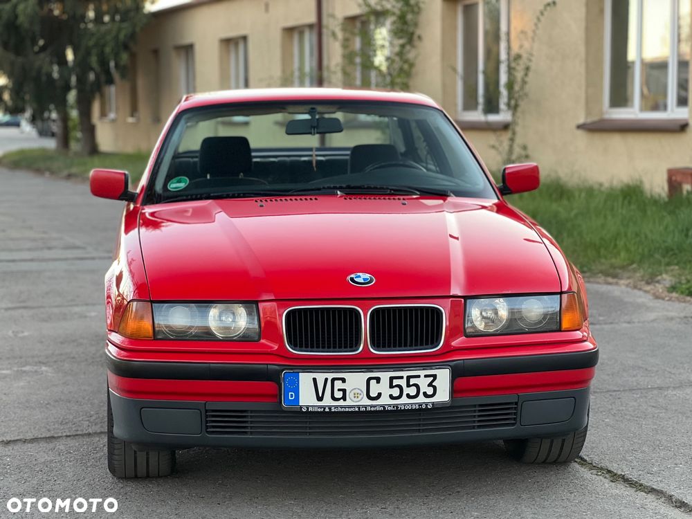 BMW Seria 3 316i - 5