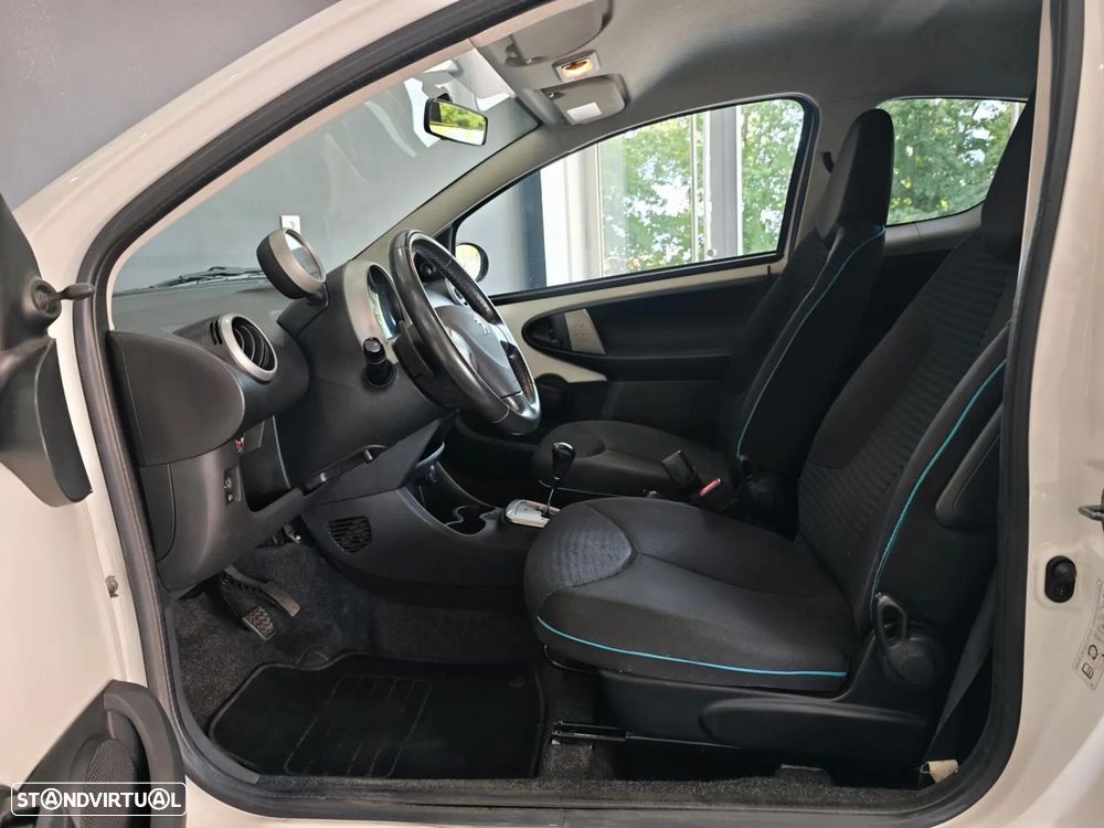Peugeot 107 1.0 Sportium 2-Tronic - 28