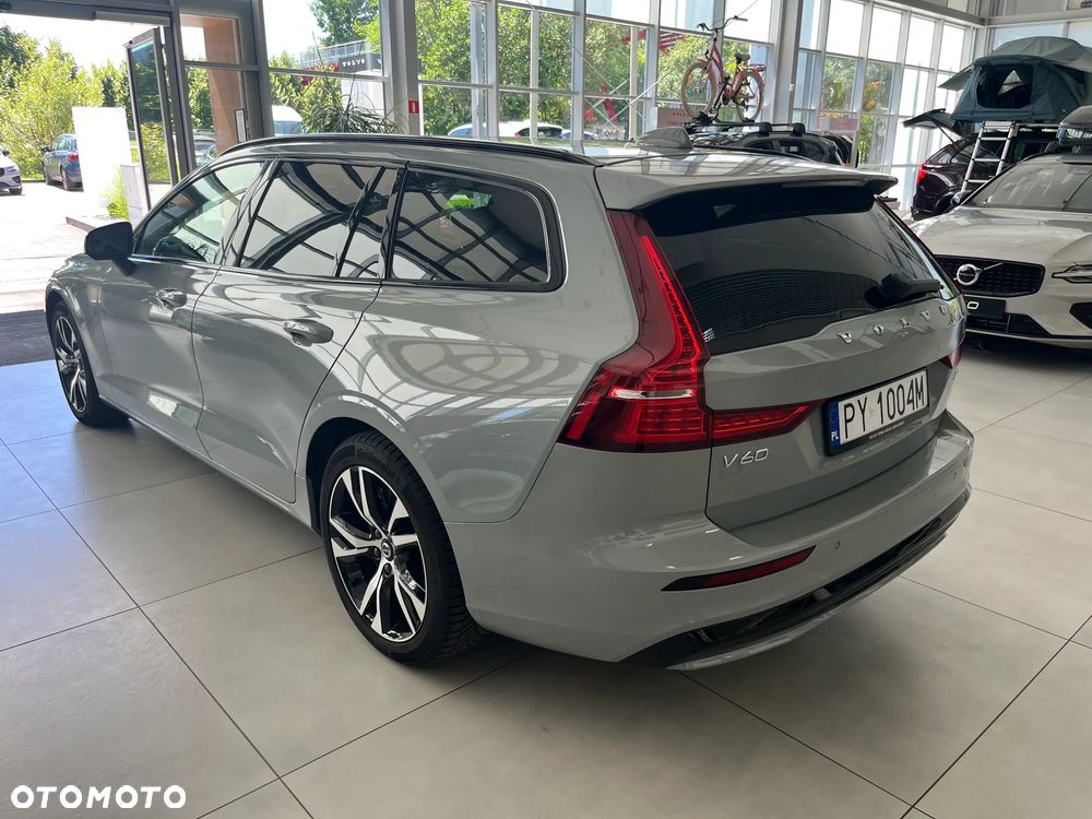 Volvo V60 B4 B Plus Dark - 8