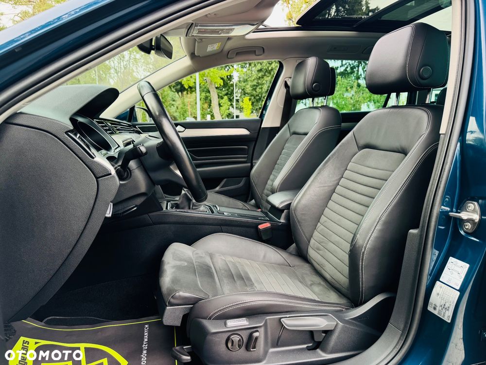 Volkswagen Passat 2.0 TDI SCR Highline - 28