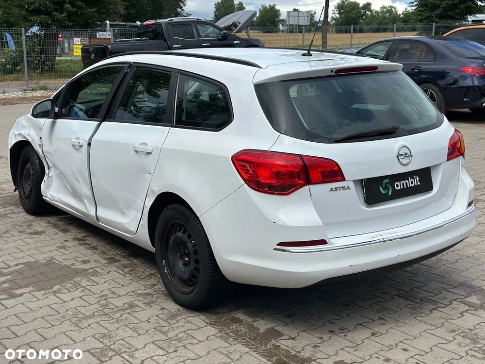 Opel Astra - 8