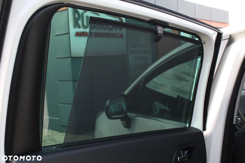 Peugeot 5008 1.6 THP Allure 7os - 31