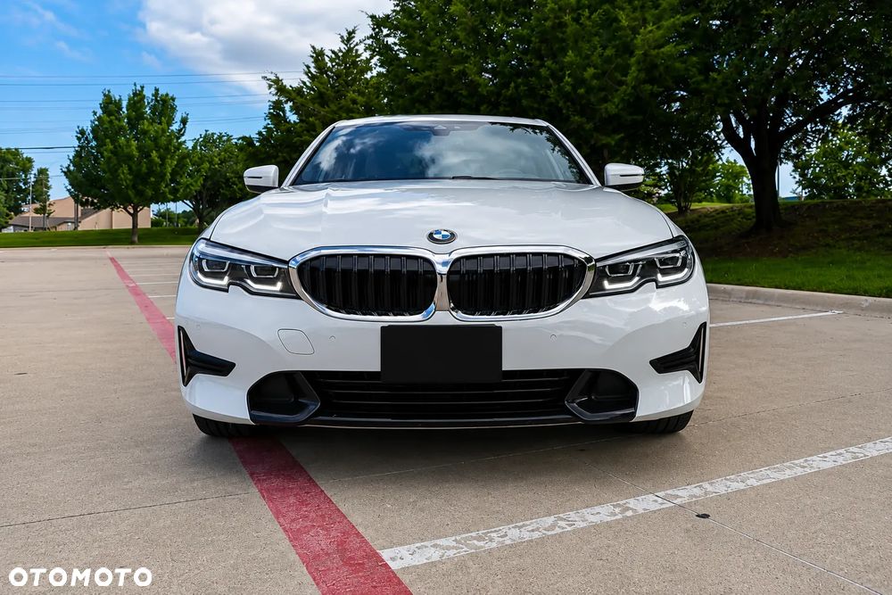 BMW Seria 3 330i xDrive - 8