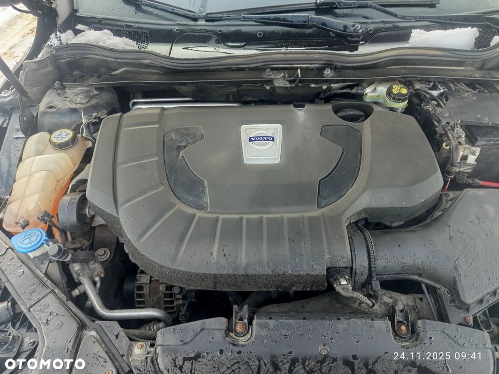 Volvo V40 D3 R Design - 10