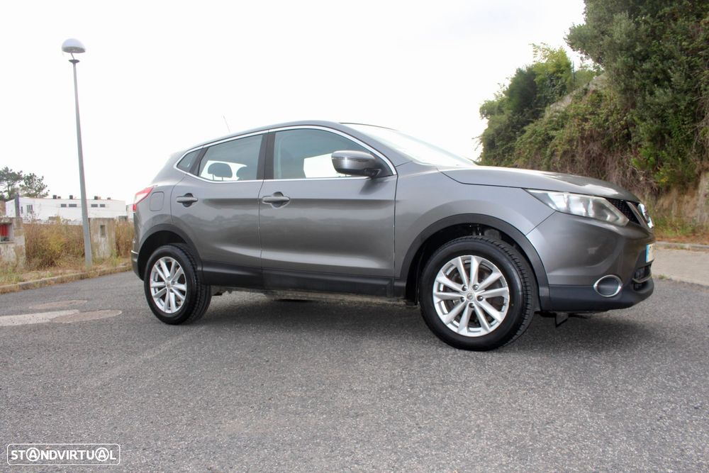 Nissan Qashqai 1.5 dCi Visia - 1