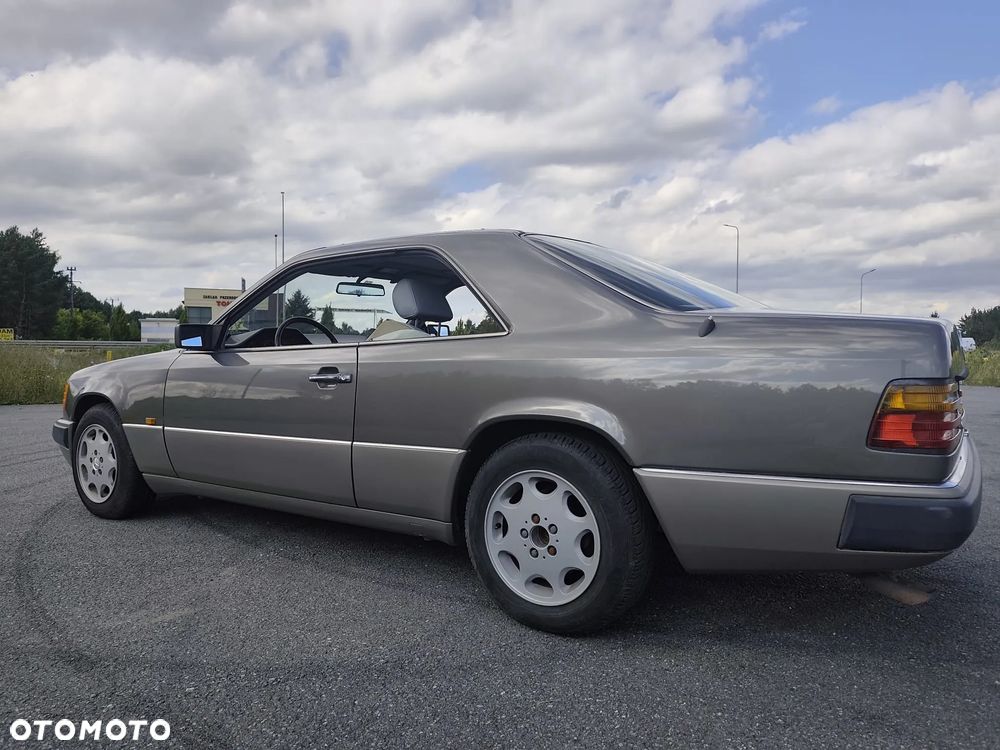 Mercedes-Benz W124 (1984-1993) - 3