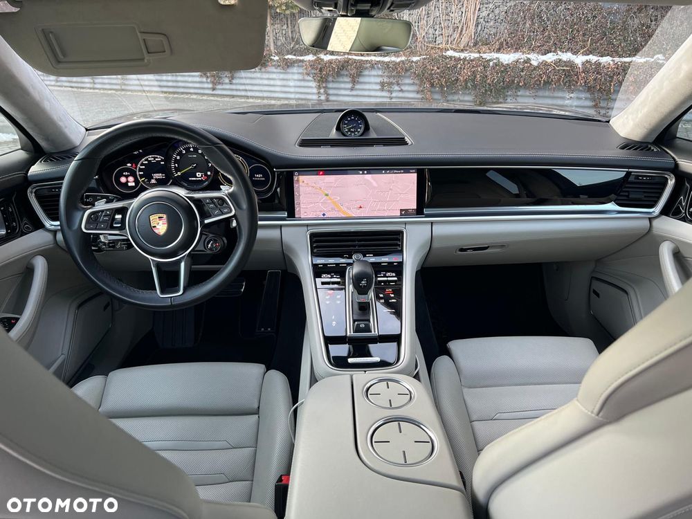 Porsche Panamera 4 E-Hybrid Executive - 10