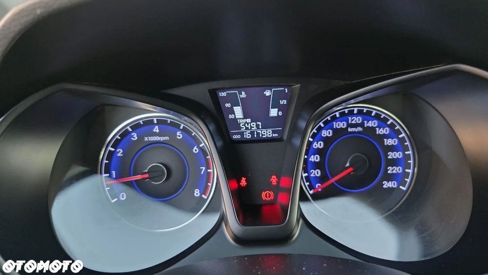 Hyundai ix20 - 23