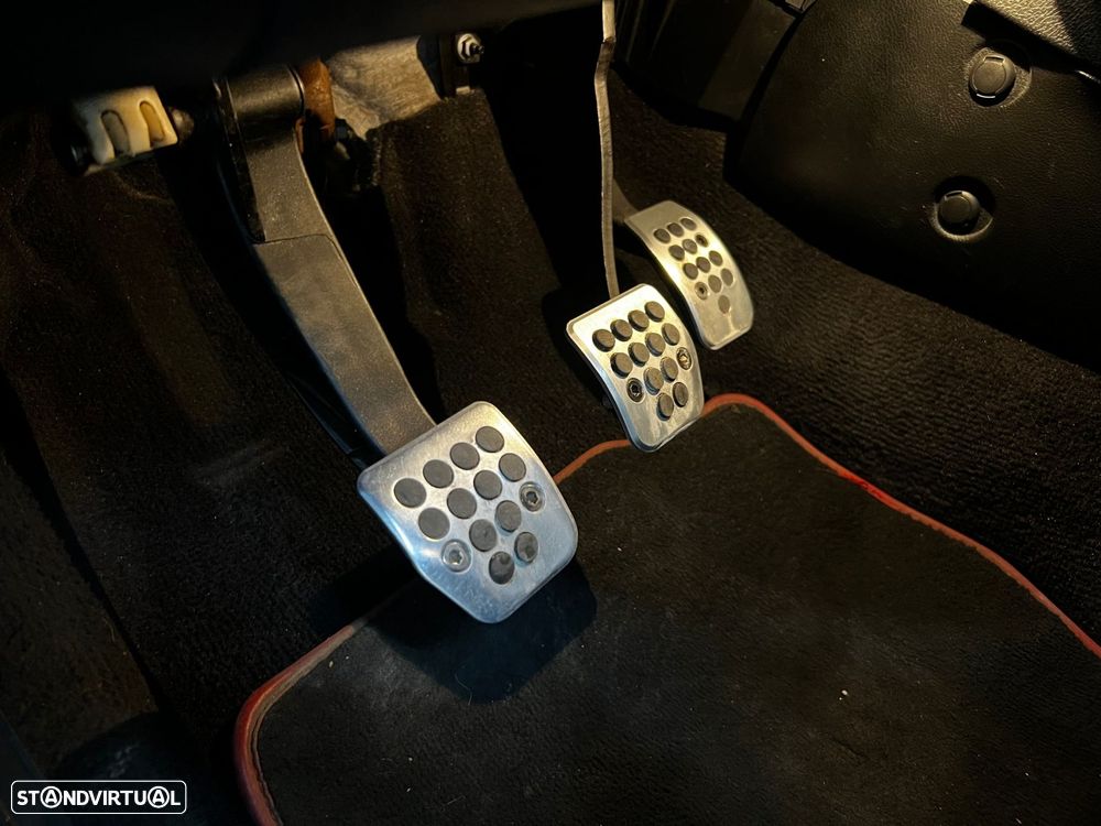 Ford S-Max 2.2 TDCi Titanium 7L - 37