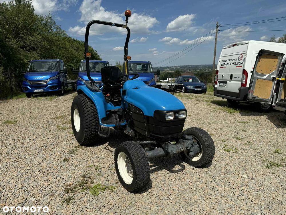 New Holland TC - 14