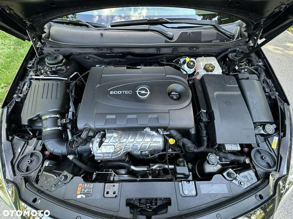 Opel Insignia - 40