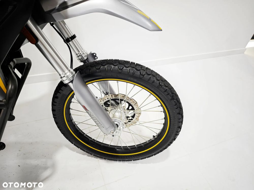 VOGE 300GY RALLY - 8