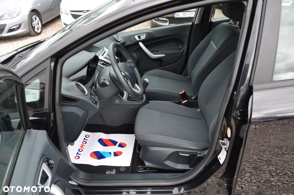 Ford Fiesta 1.25 Champions Edition - 13