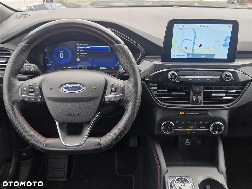 Ford Kuga - 10