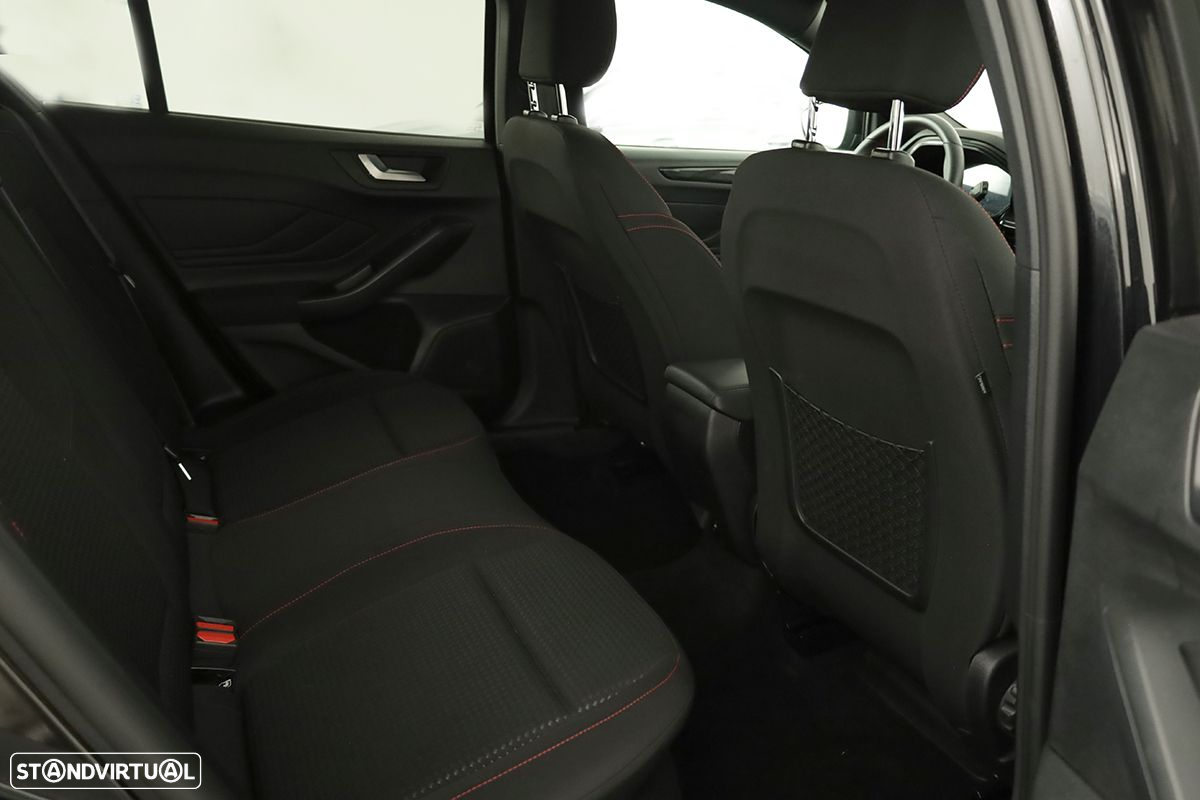 Ford Focus 1.0 EcoBoost MHEV ST-Line X Aut. - 19