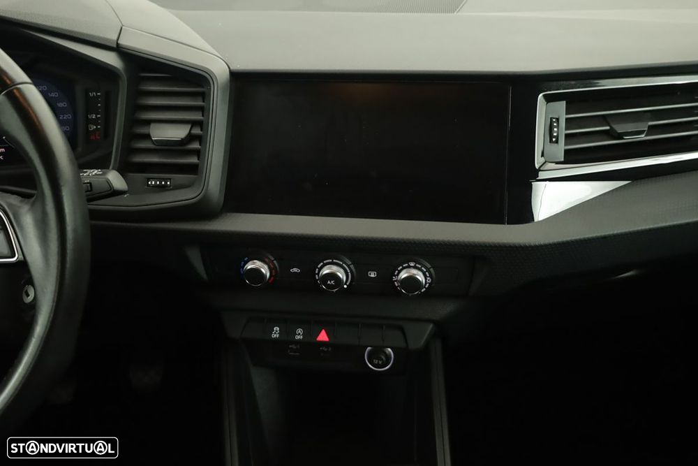 Audi A1 Sportback 25 TFSI - 8