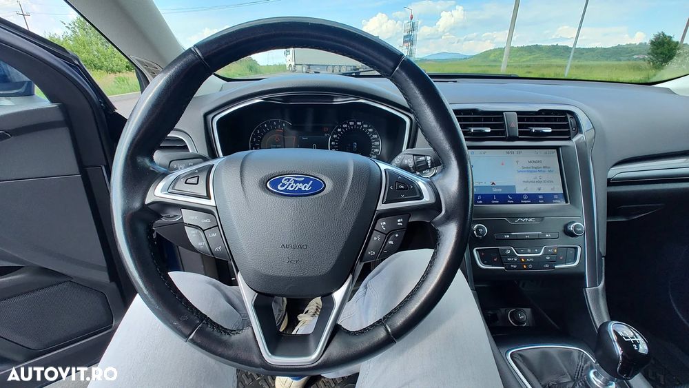 Ford Mondeo 2.0 TDCi Titanium - 12
