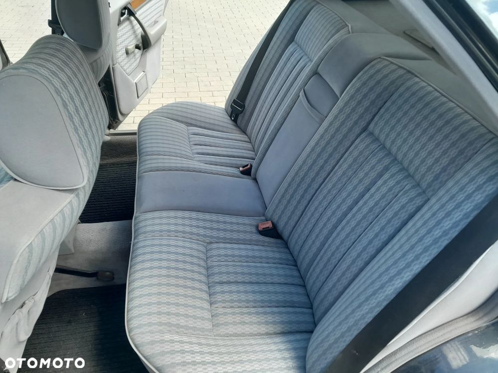 Mercedes-Benz W124 (1984-1993) - 17