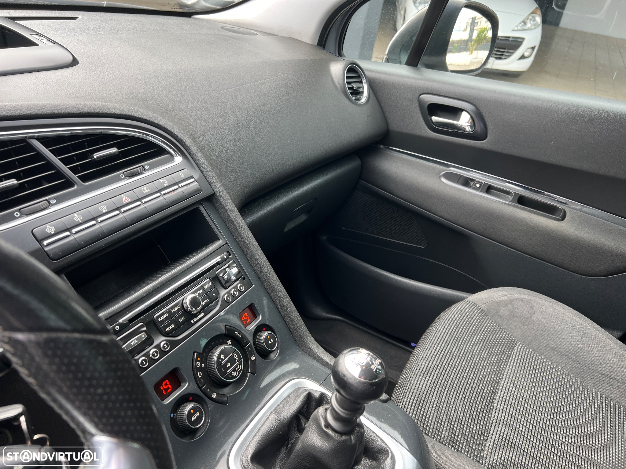 Peugeot 5008 1.6 BlueHDi Allure - 54