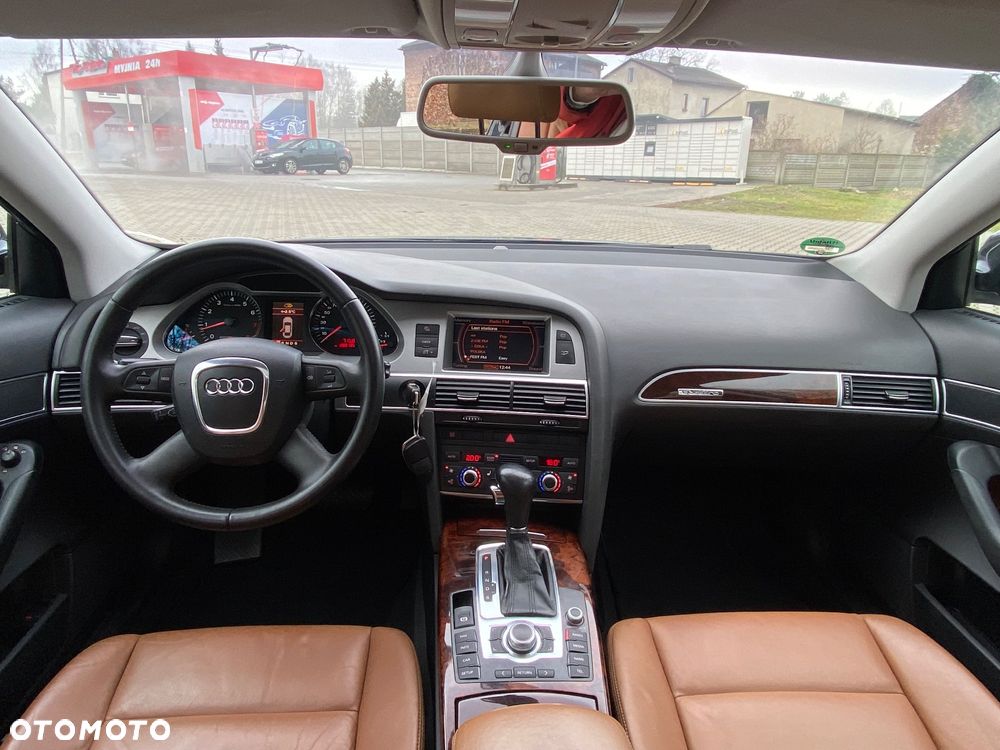 Audi A6 Limousine 3.2 FSI Quattro Tiptronic - 12