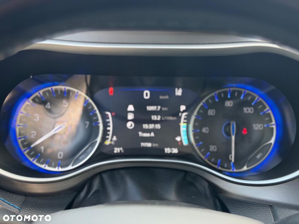 Chrysler Pacifica - 9