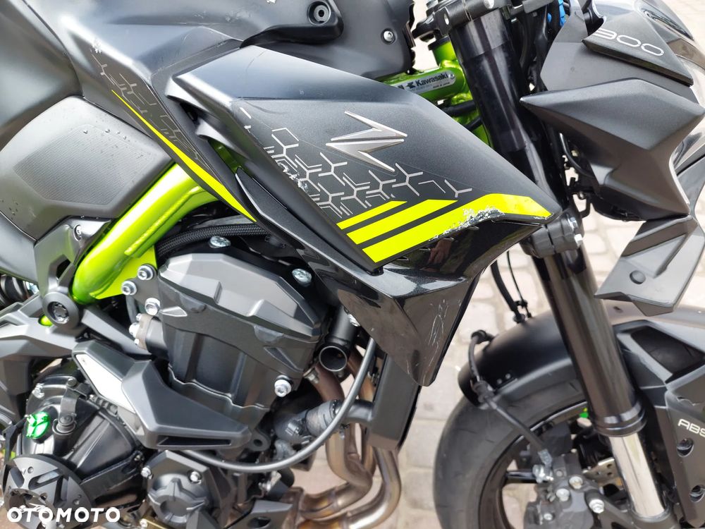 Kawasaki Z 900 - 14