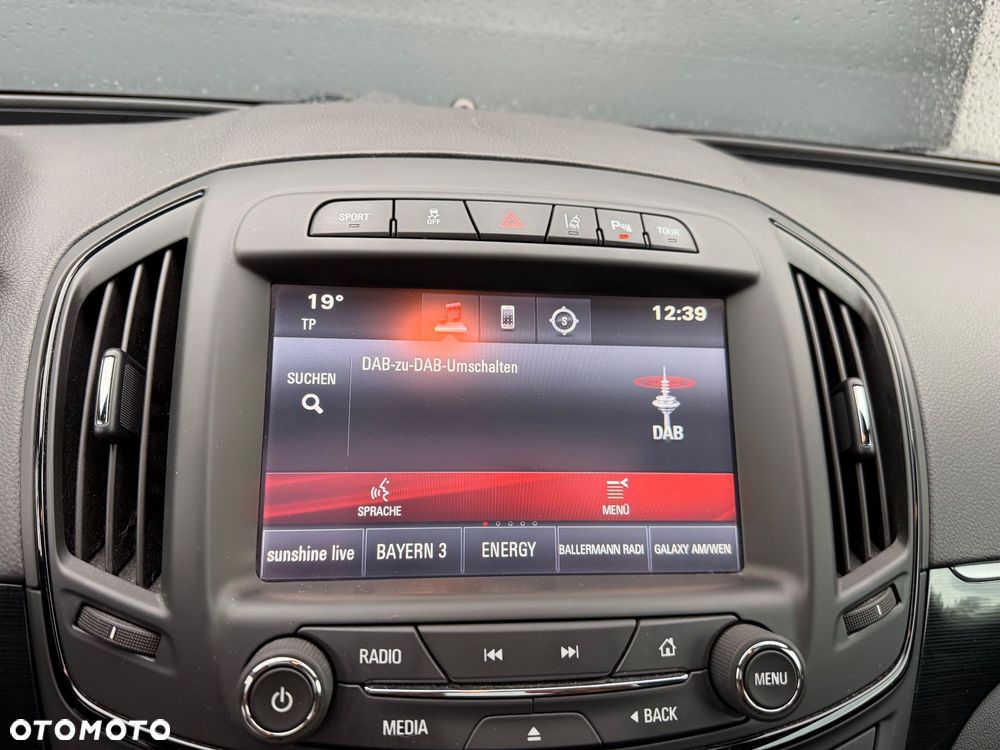 Opel Insignia - 31