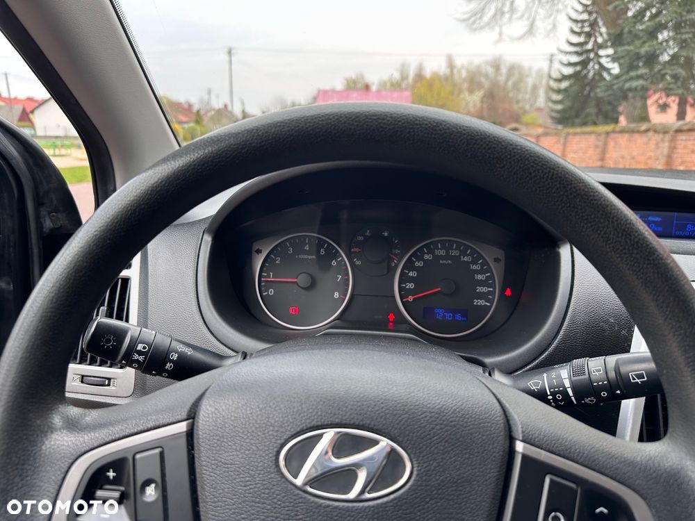 Hyundai i20 1.2 Fifa World Cup Edition - 18