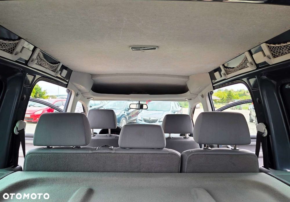 Volkswagen Caddy - 21