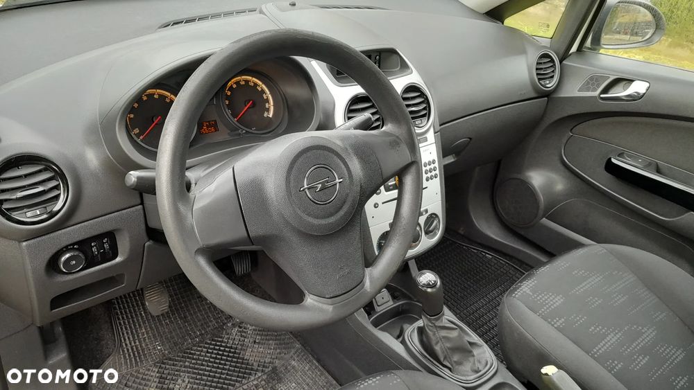 Opel Corsa - 6