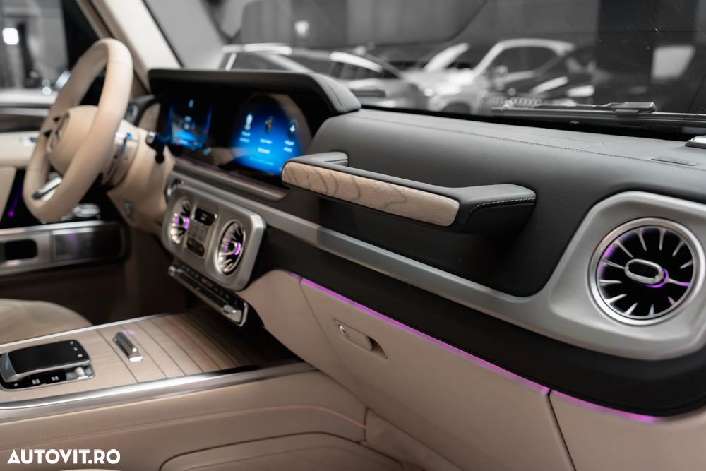 Mercedes-Benz G AMG 63 SW Long Aut. MHEV - 36