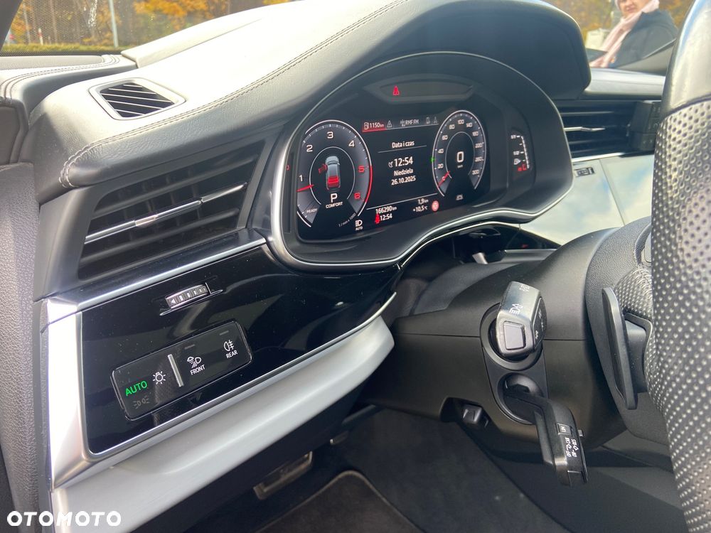 Audi Q8 50 TDI quattro tiptronic - 24