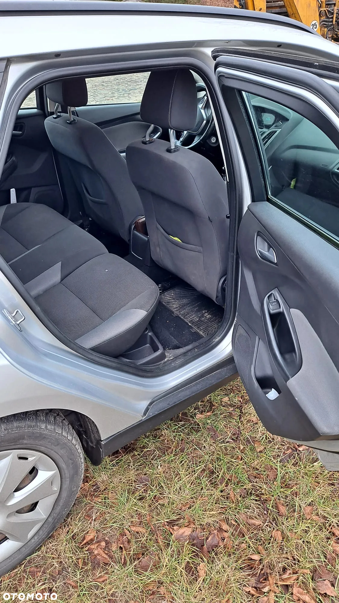 Ford Focus 1.6 TDCi Ambiente - 9