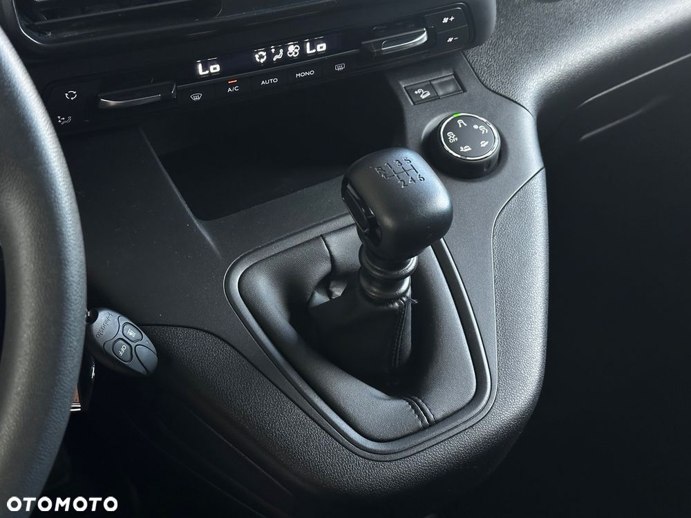 Opel Combo - 19