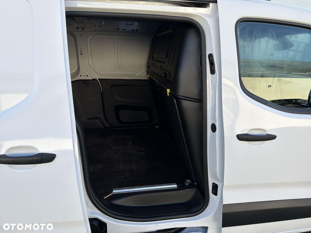 Toyota PROACE CITY - 23