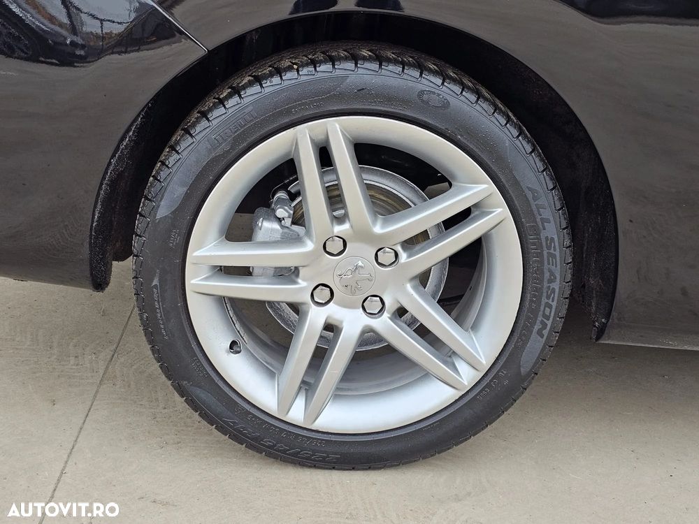 Peugeot 308 CC 1.6 E Premium Pack - 25